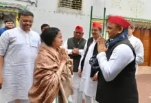 mamta-akhilesh-meeting-bjp-attack