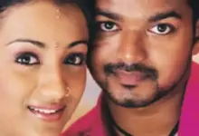 trisha-krishnan-thumbs-up-vijay-house
